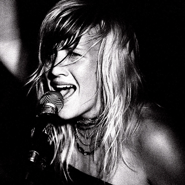 Korin of the Hard Lessons sings in New York City in 2005